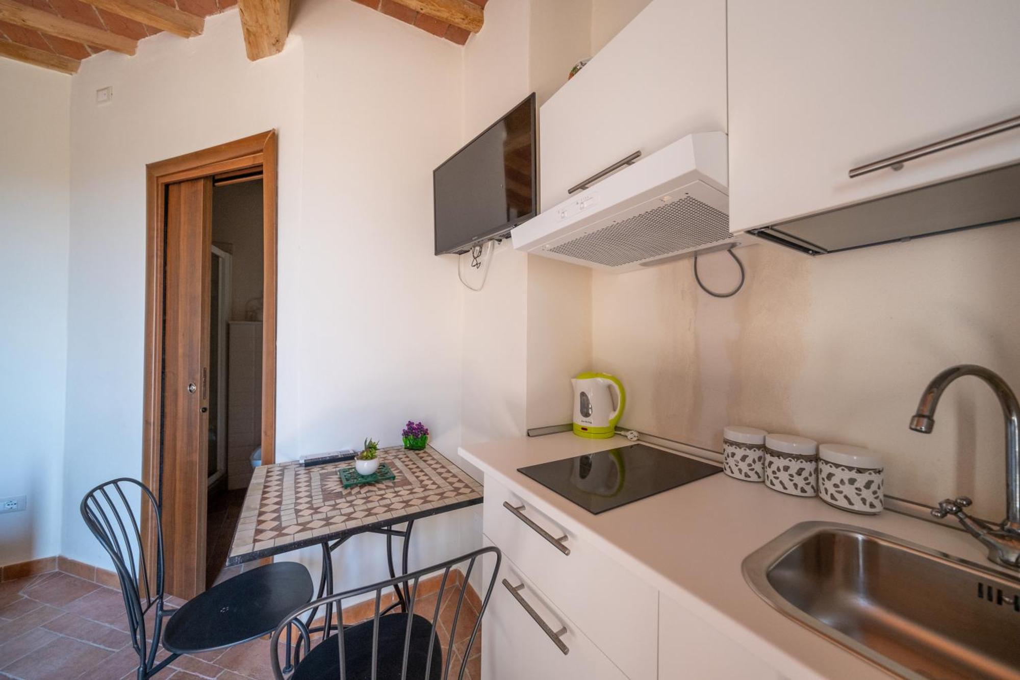 Hotel Il Leoncino Palaia Esterno foto