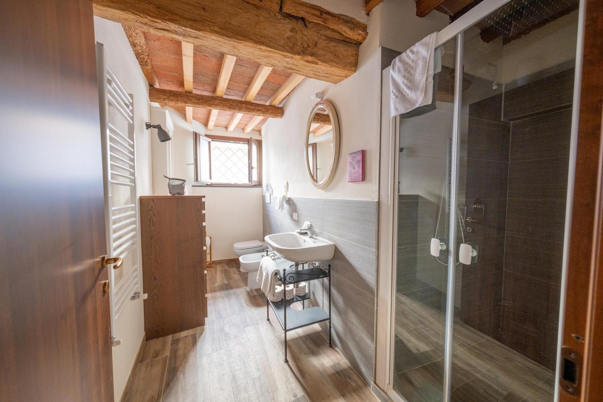 Hotel Il Leoncino Palaia Esterno foto