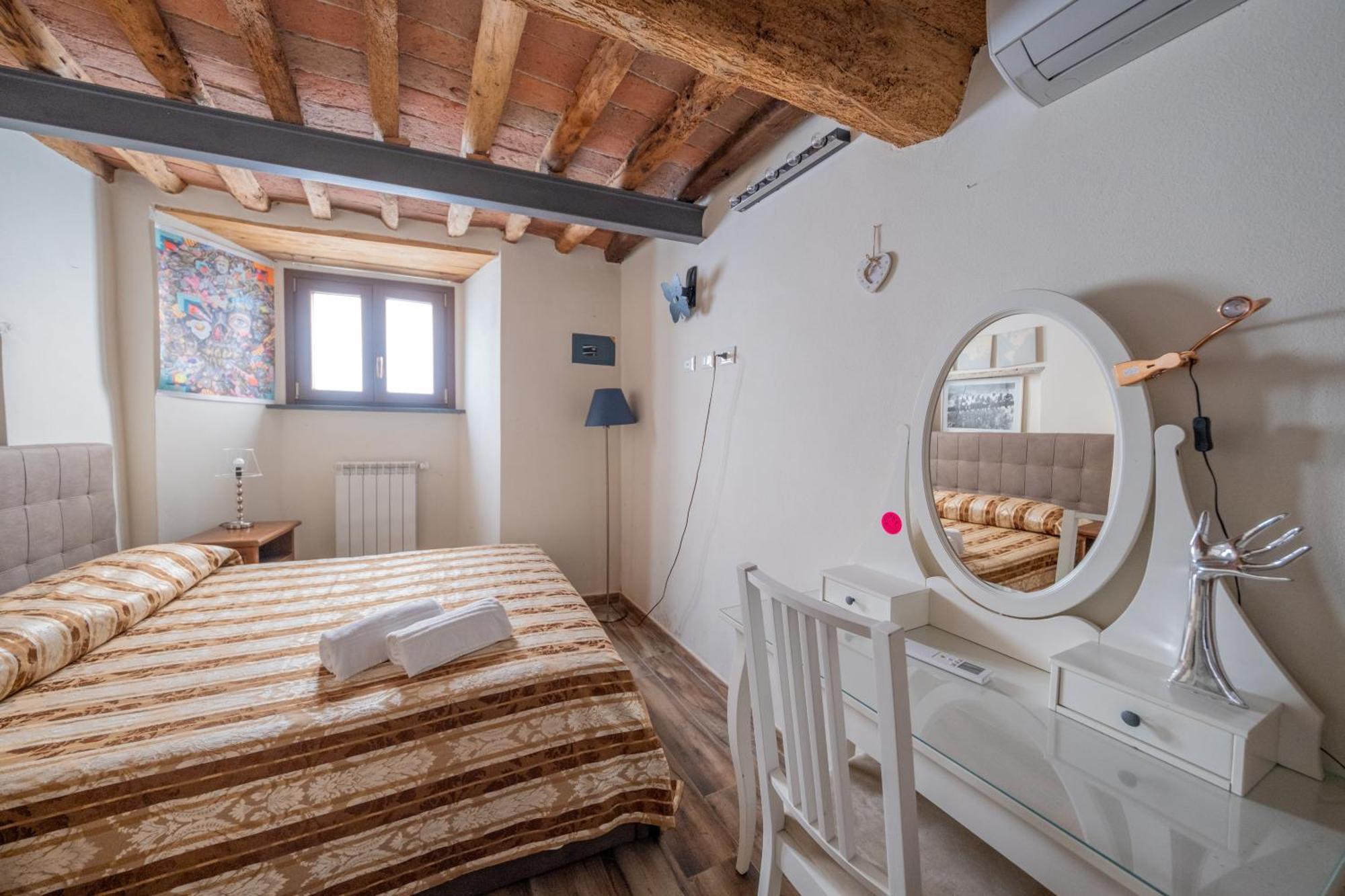 Hotel Il Leoncino Palaia Esterno foto