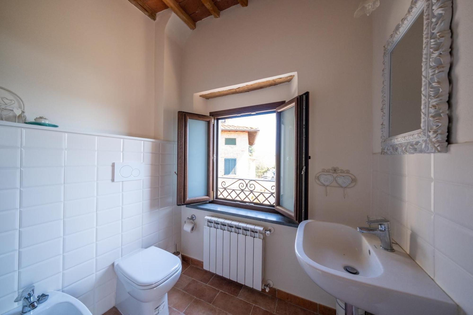 Hotel Il Leoncino Palaia Esterno foto
